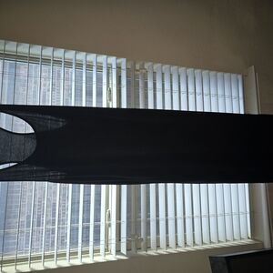 Chic Black Sleeveless Dress